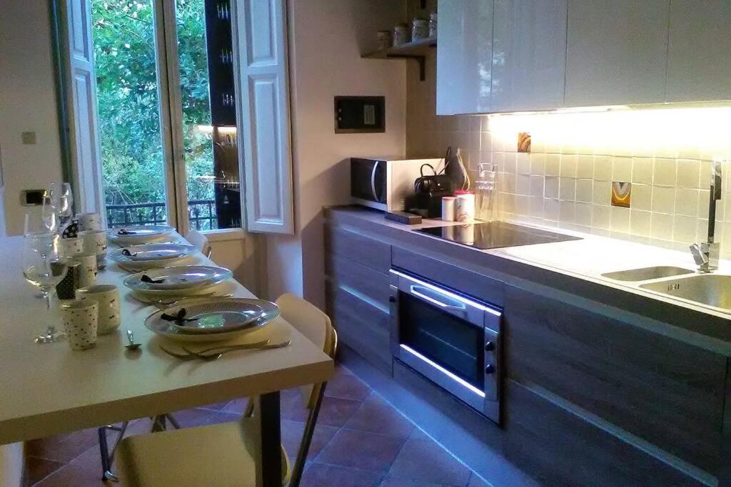 Charming Family Lodge With Private Garage Firenze Bagian luar foto