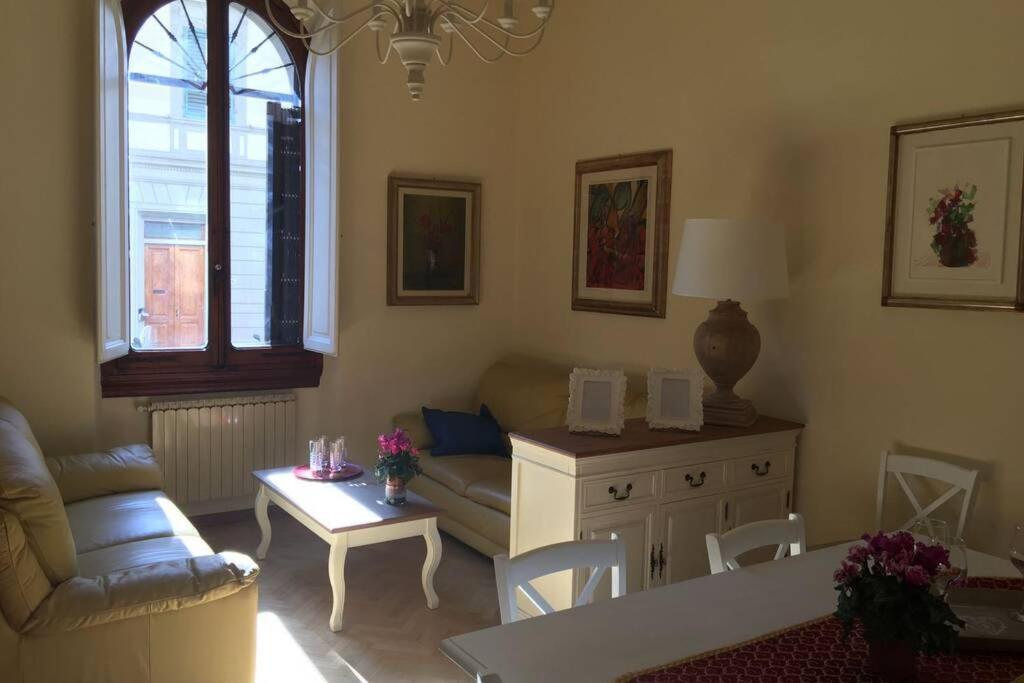 Charming Family Lodge With Private Garage Firenze Bagian luar foto